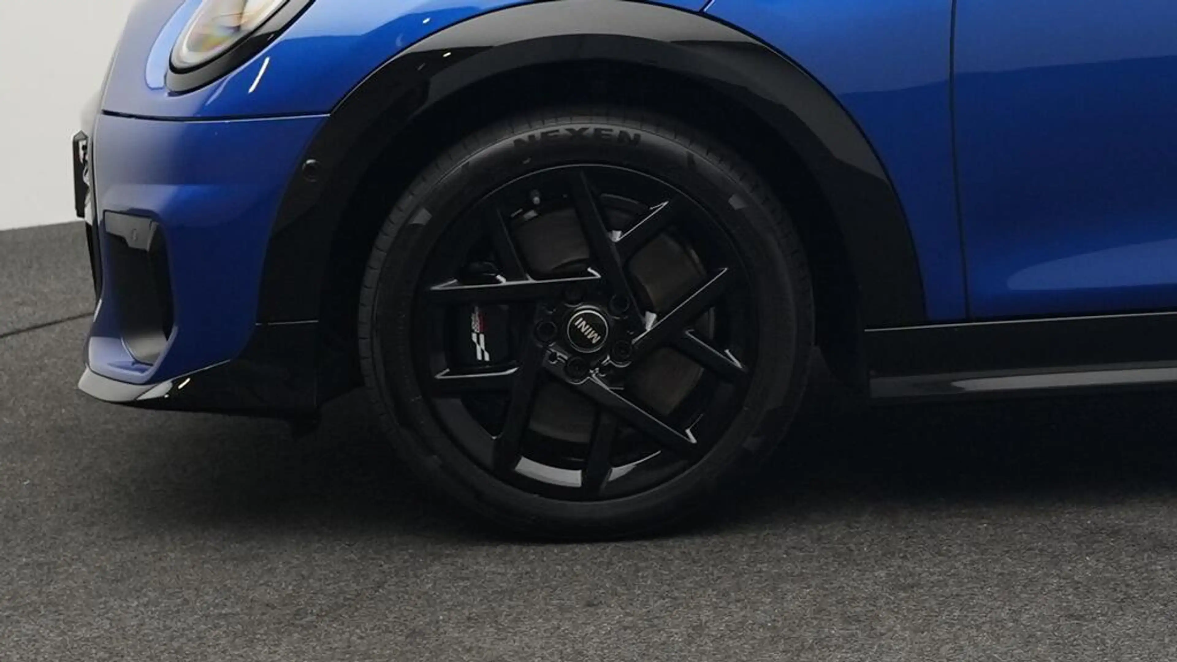 MINI Cooper S John Cooper Works Trim — photo 12