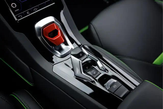 Lamborghini Huracan view 22