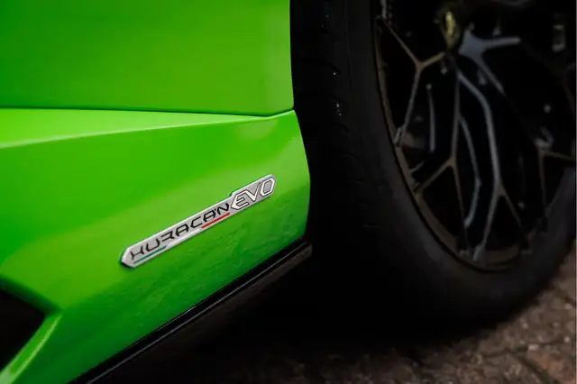 Lamborghini Huracan view 13