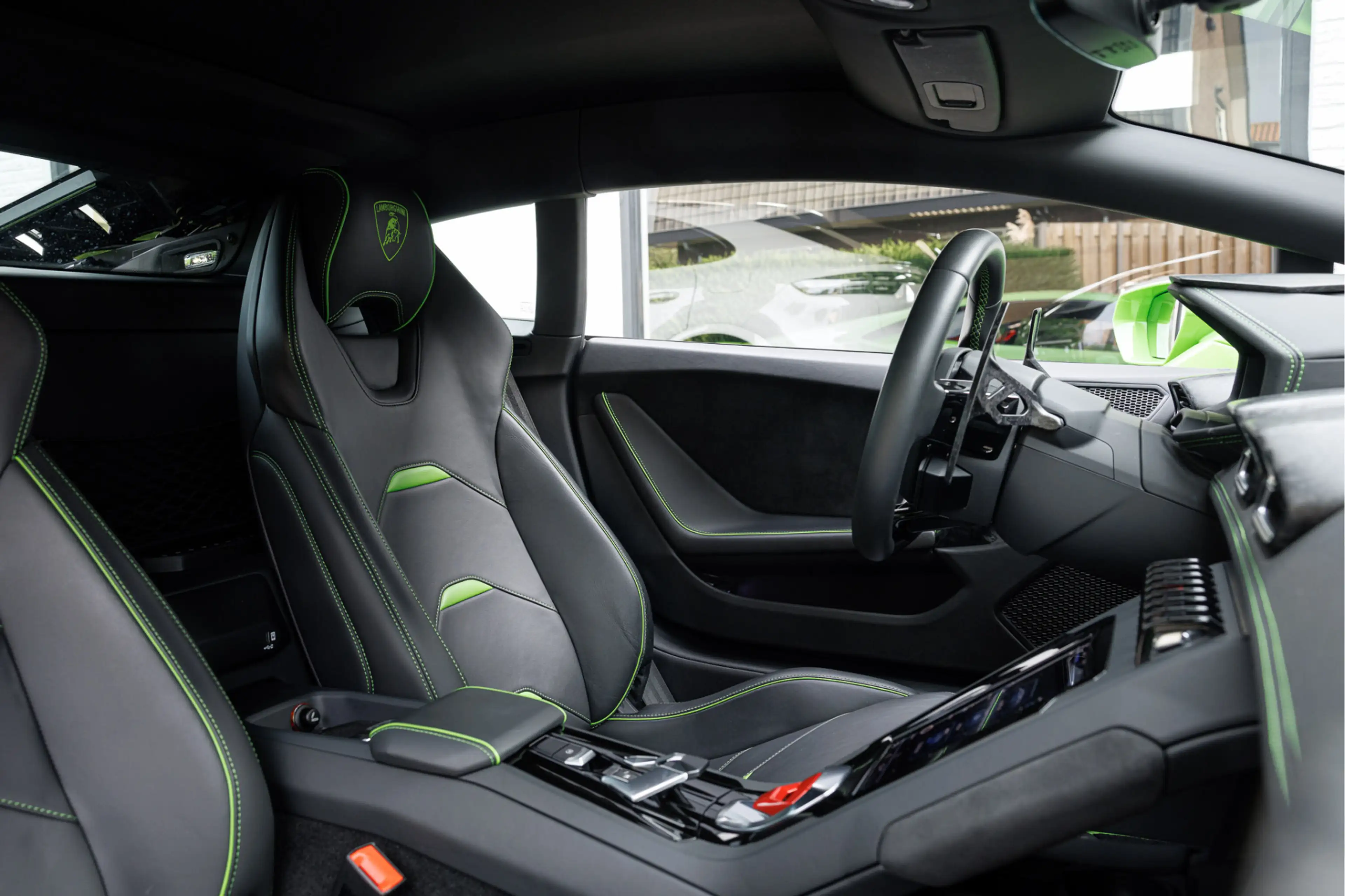 Lamborghini Huracán 5.2 V10 EVO ''Verde Mantis Pearl'' Lift - Sensonum — photo 5