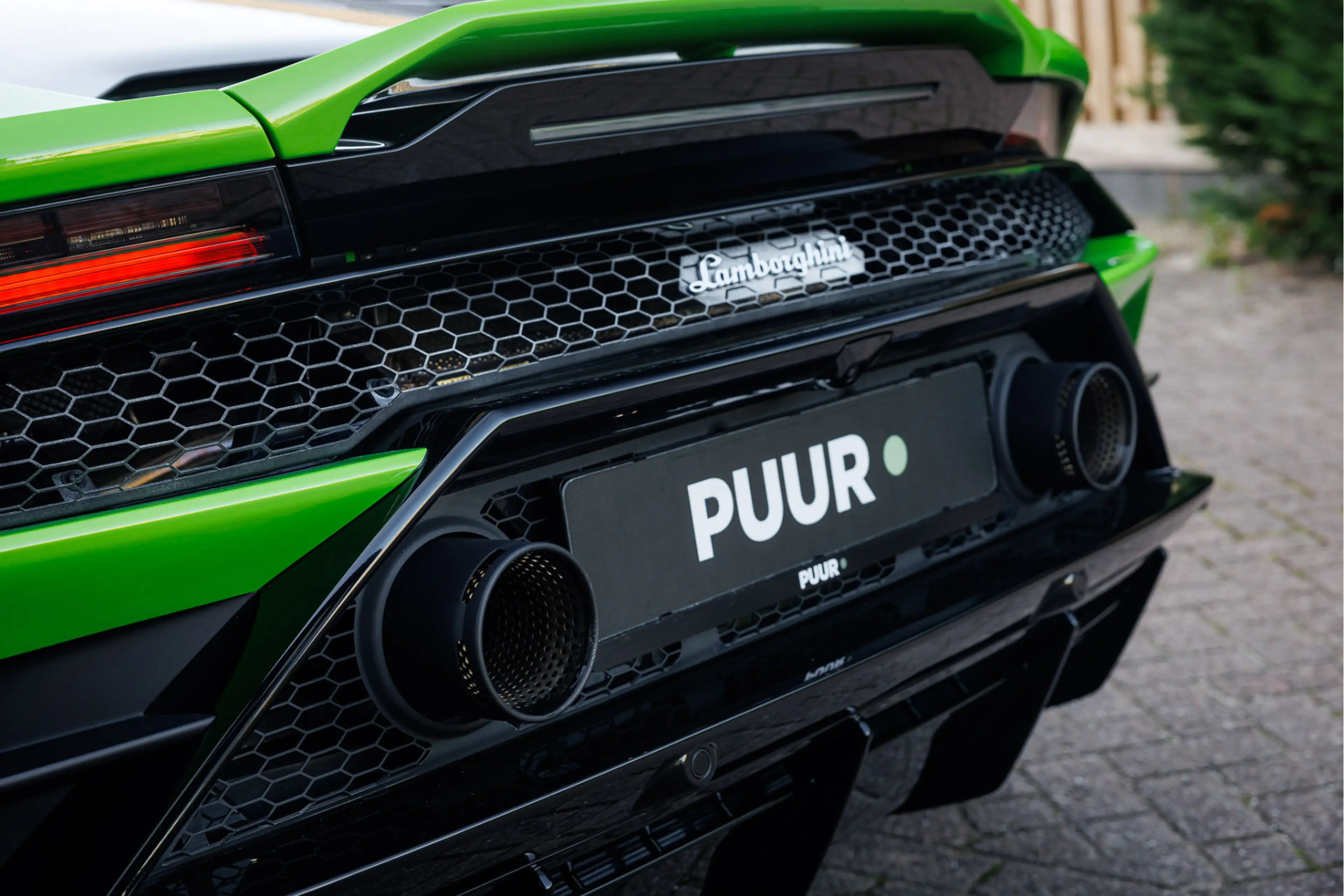 Lamborghini Huracán 5.2 V10 EVO ''Verde Mantis Pearl'' Lift - Sensonum — photo 15