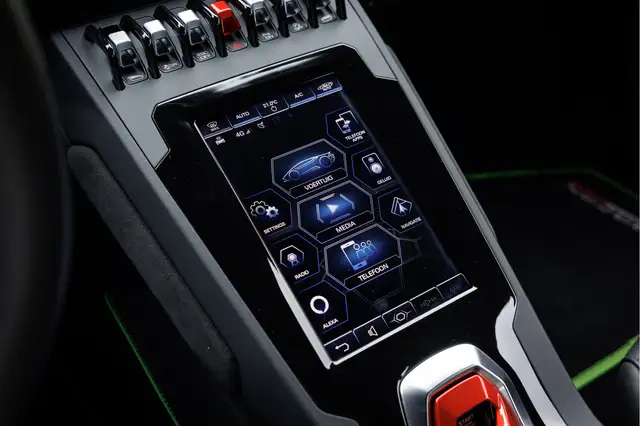 Lamborghini Huracan view 20