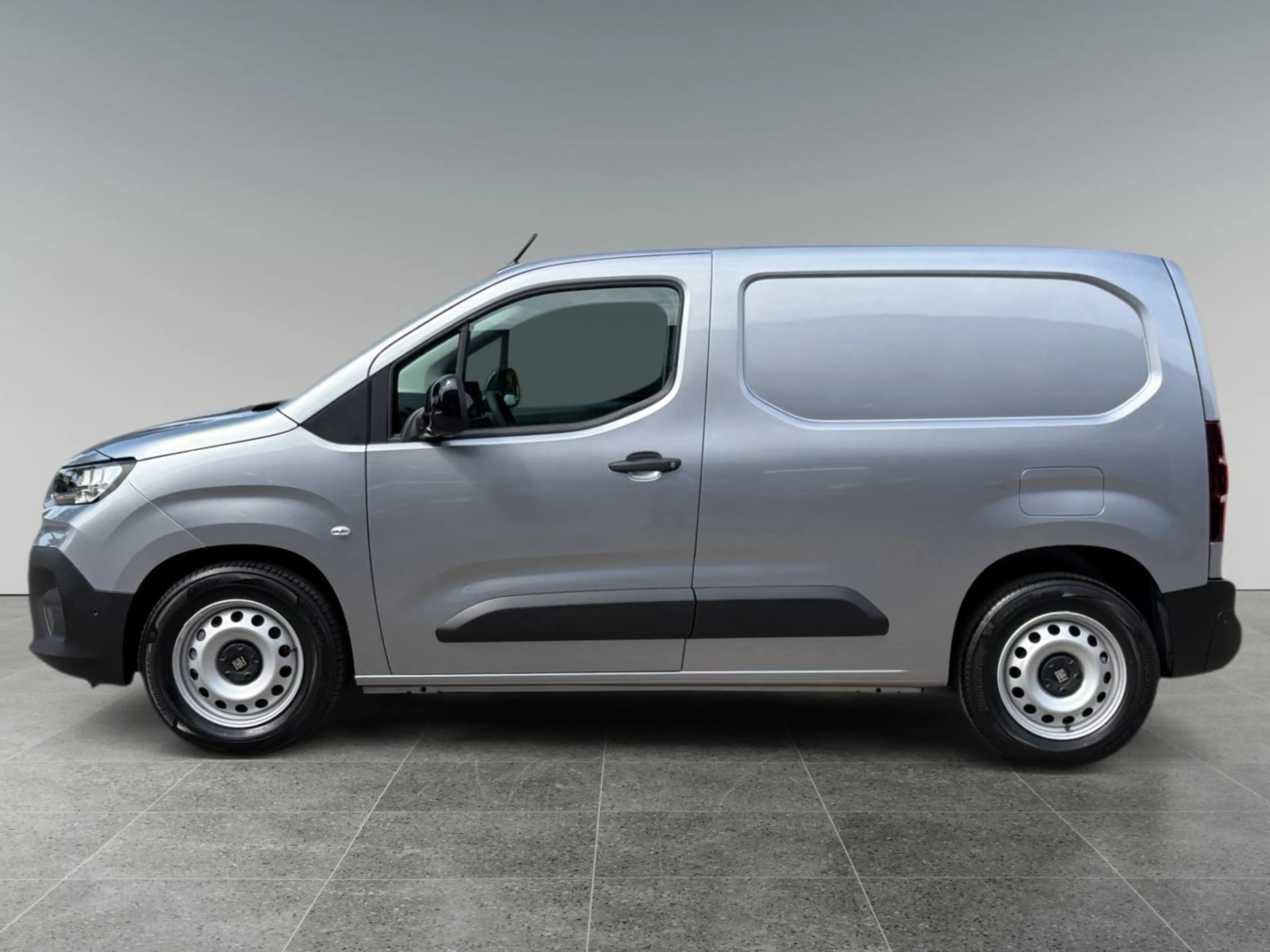 Fiat E-Doblo L1 50 kWh 136pk | 8 jaar garantie | 0% financial l — photo 4