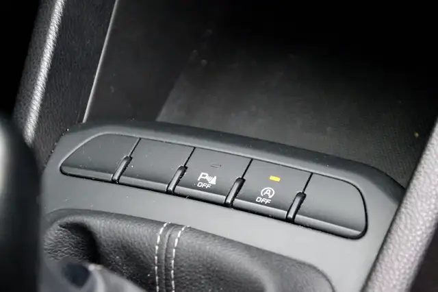 Kia Rio view 17