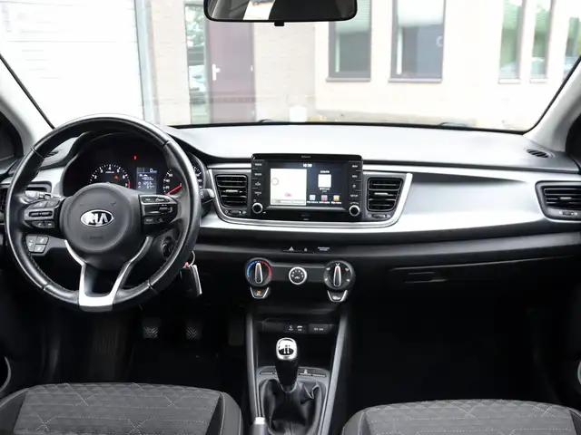 Kia Rio view 8