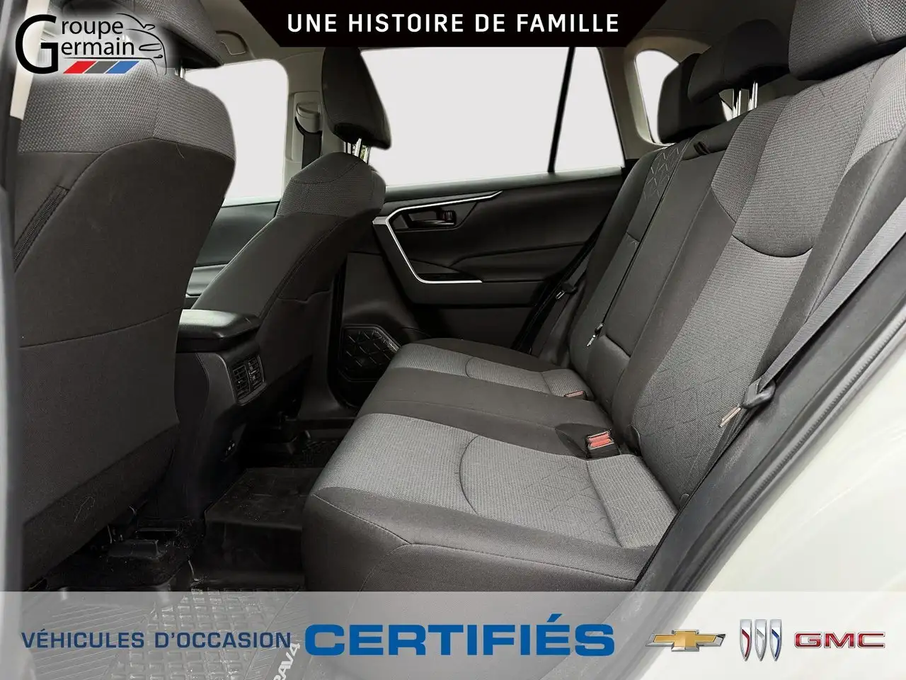 Toyota RAV 4 photo Toyota RAV 4