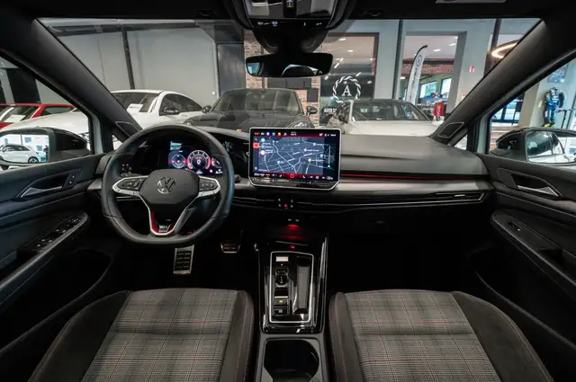 Volkswagen Golf view 15