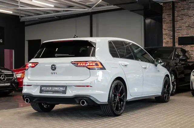 Volkswagen Golf view 7