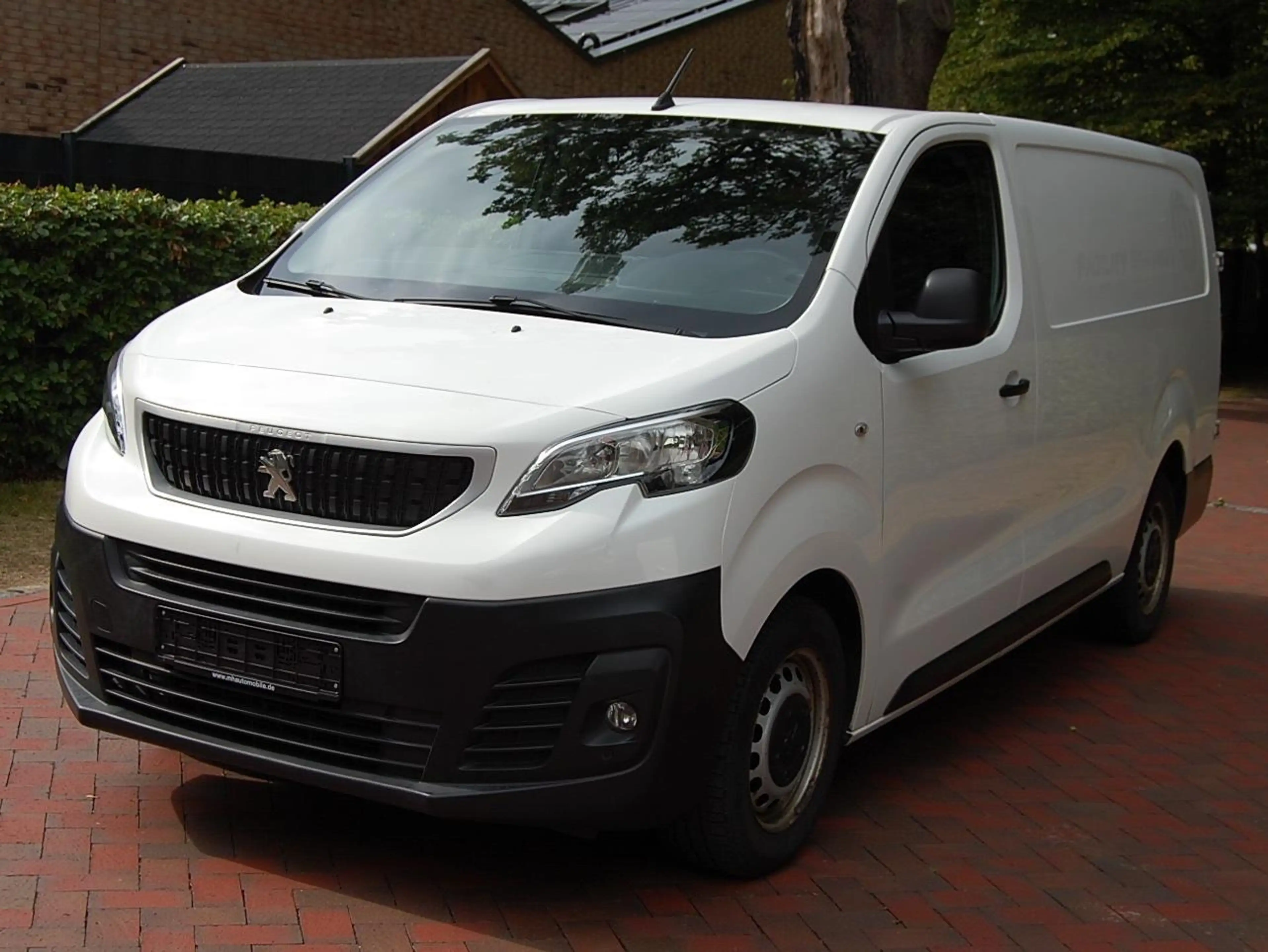 Peugeot Expert Premium L3 2.0 AHK 2.5t Navi Klima Regal
