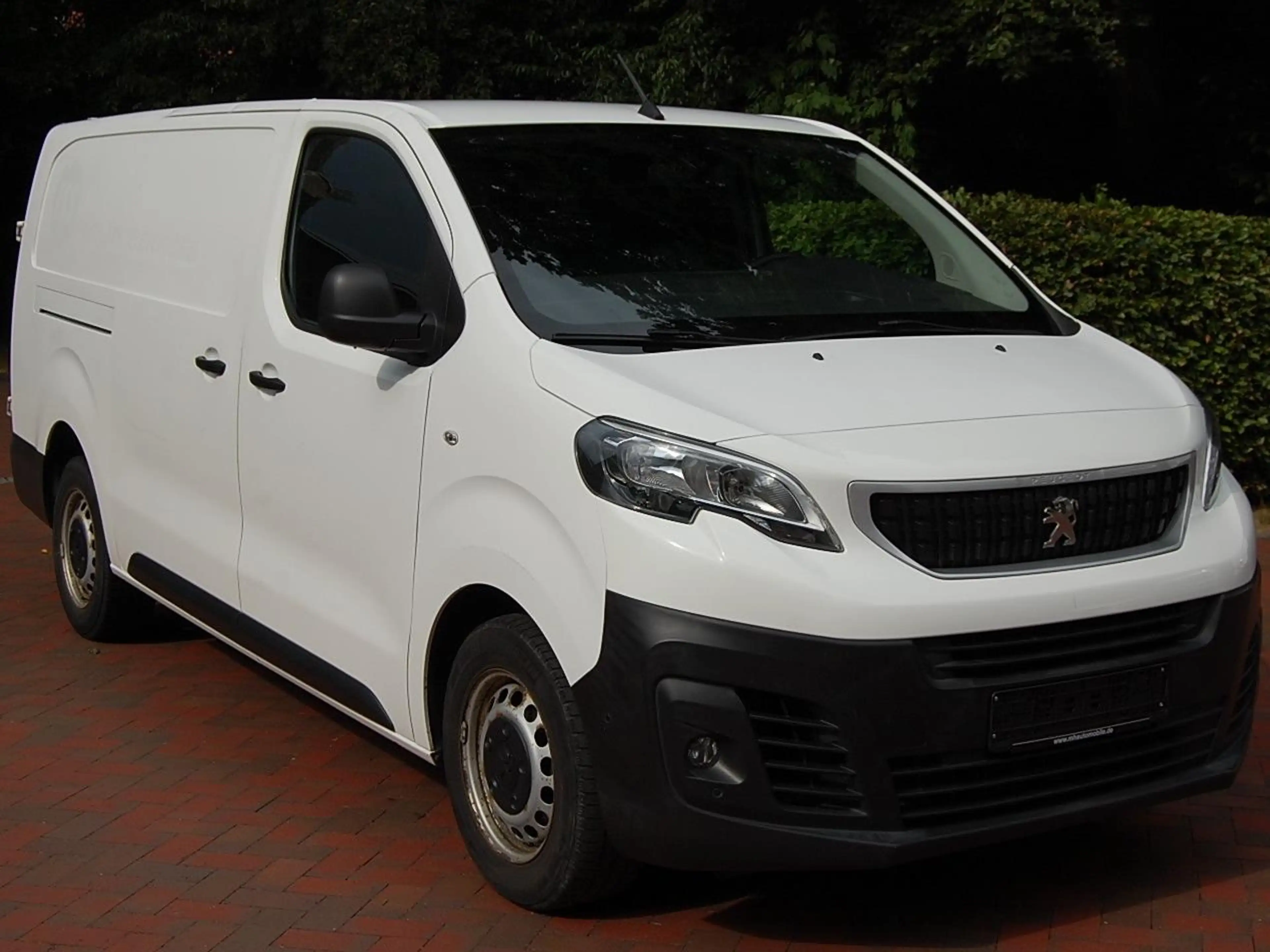 Peugeot Expert Premium L3 2.0 AHK 2.5t Navi Klima Regal — photo 2