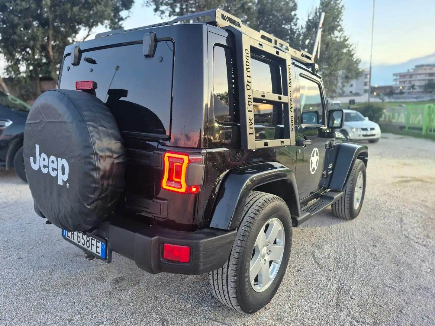 Jeep Wrangler Wrangler III 2011 2.8 crd Sahara auto Nero - 2