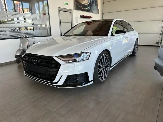 Audi S8 TFSI quattro Tiptronic