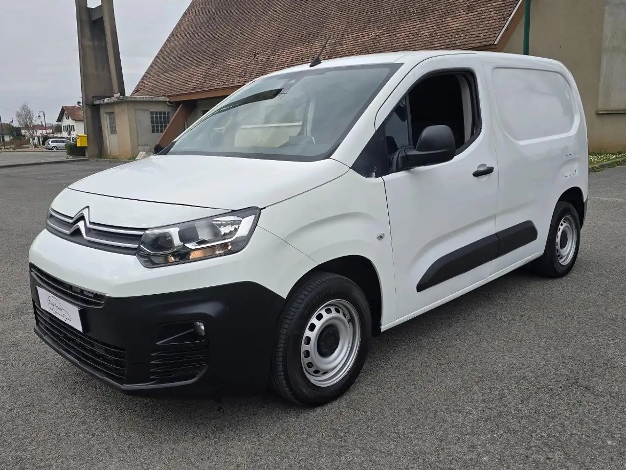 Citroen Berlingo 1.6 HDI 100 GPS CamÃ©ra 3 places 8325 HT