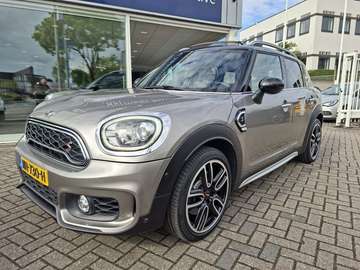 Mini 2.0 ALL4 John Cooper Works / harman kardon /