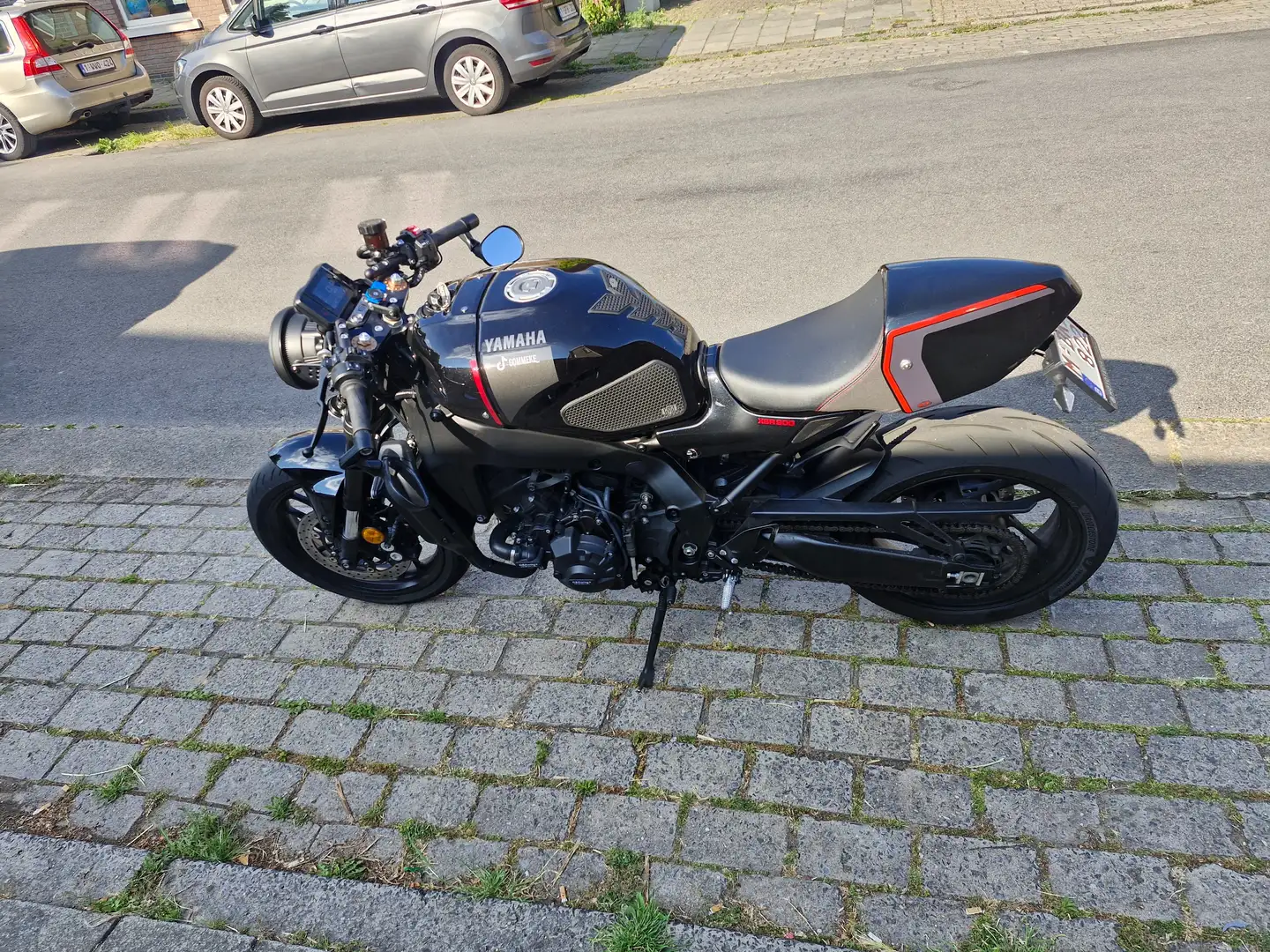 Yamaha XSR 900 Schwarz - 1