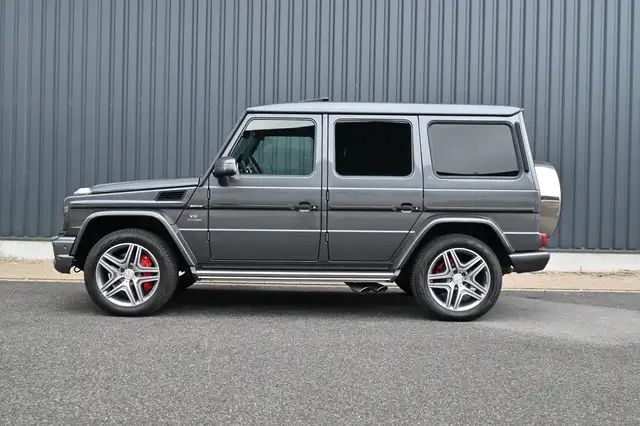 Mercedes-Benz G-Class view 4