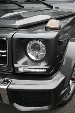 Mercedes-Benz G-Class view 10