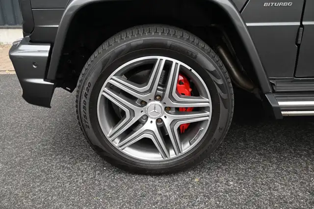 Mercedes-Benz G-Class view 9