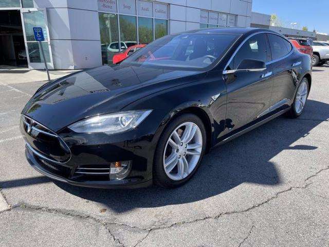 Tesla Model S 70 - foto 1