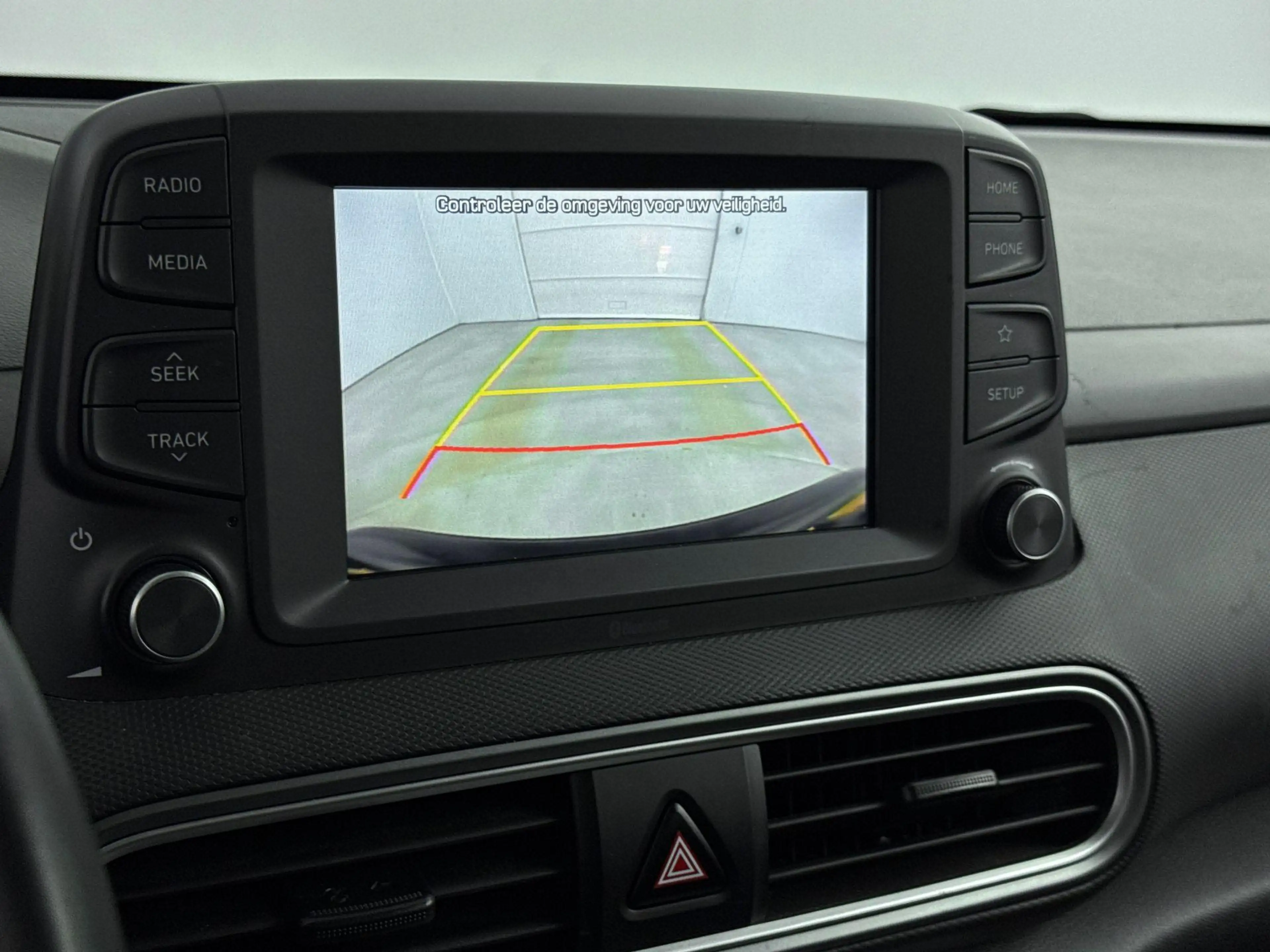 Hyundai KONA EV COMFORT 64 kWh | SoH 95%! | PDC | 3 FASE | WARM — photo 12