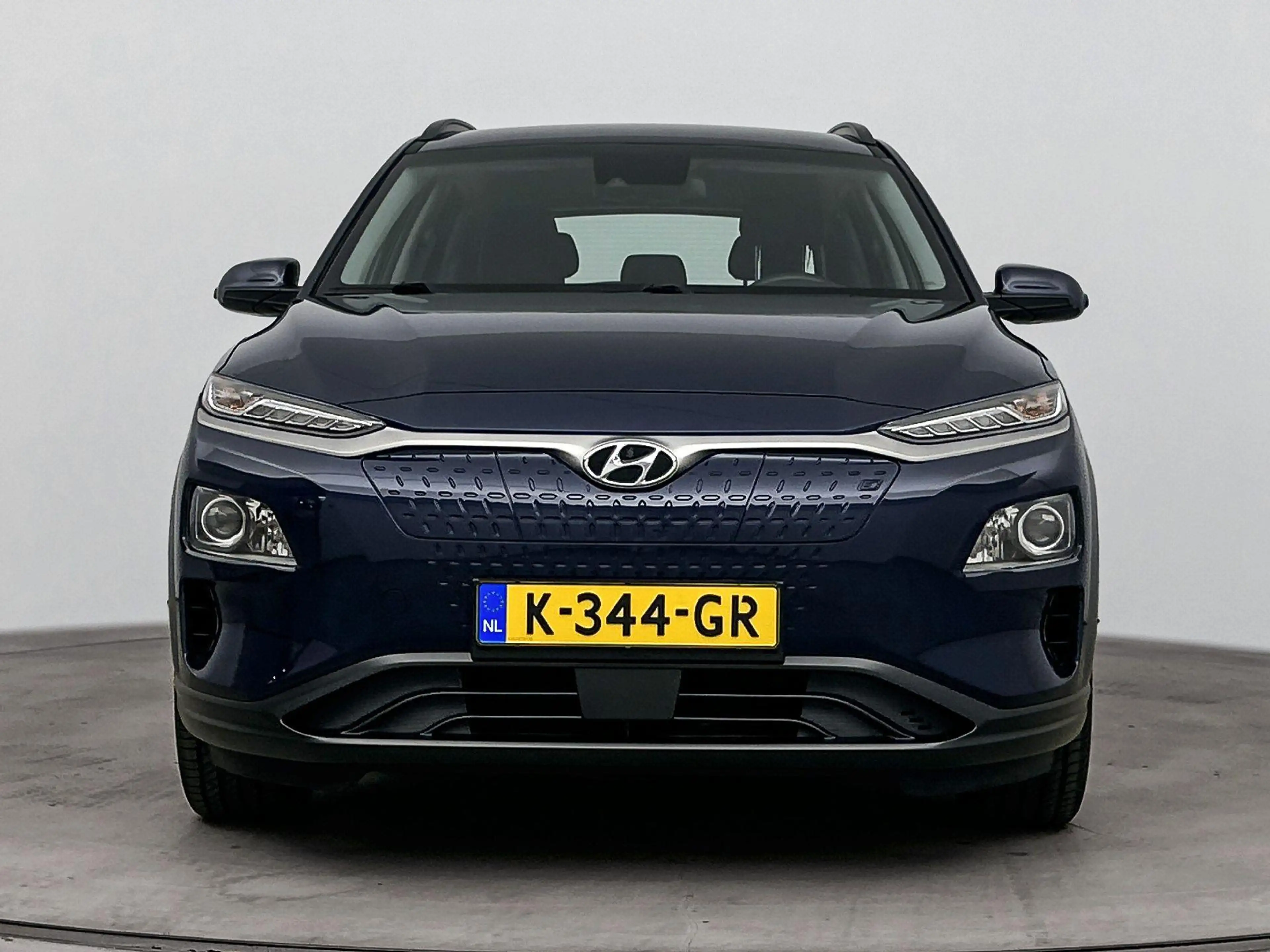 Hyundai KONA EV COMFORT 64 kWh | SoH 95%! | PDC | 3 FASE | WARM — photo 4