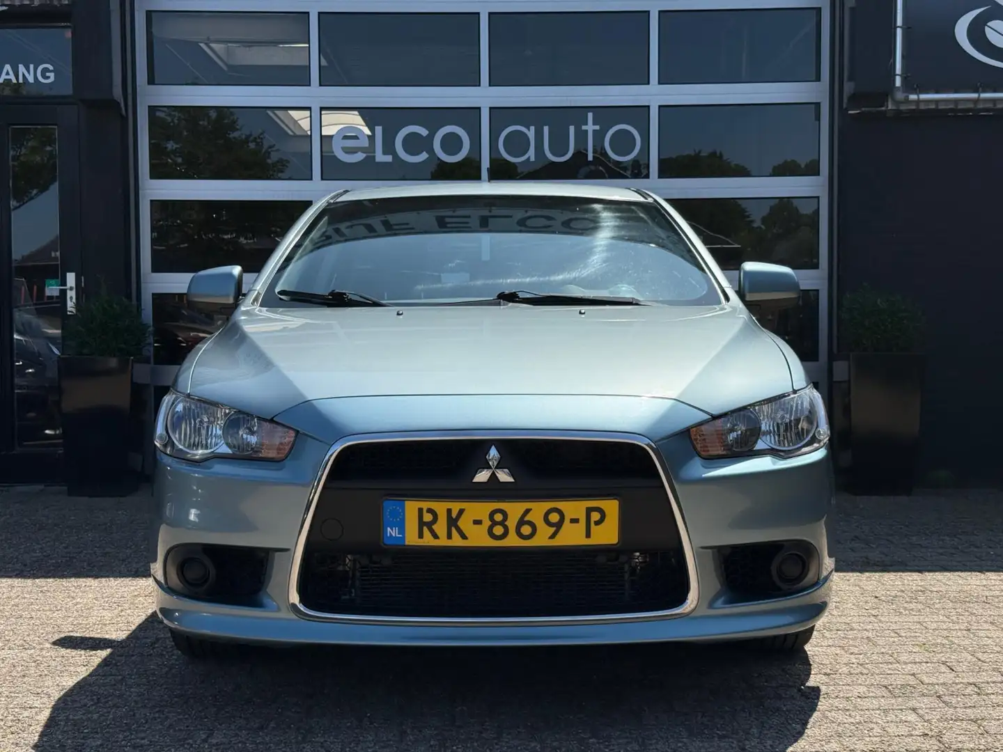 Mitsubishi Lancer Sportback 1.8 143pk Inform Grijs - 2
