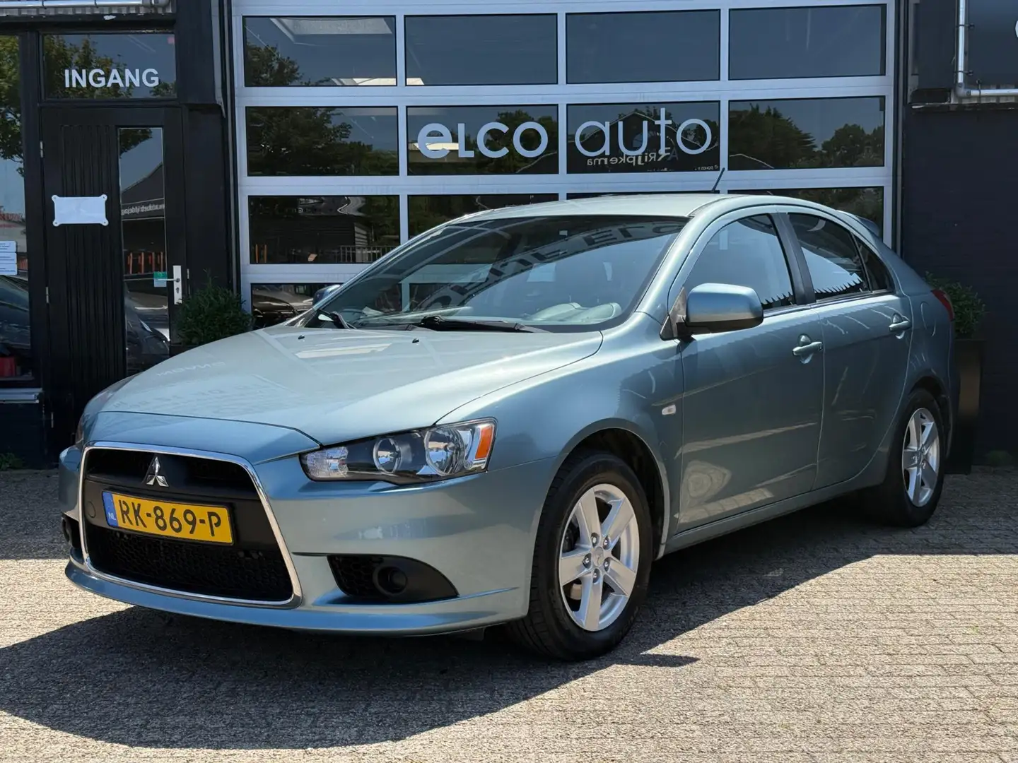 Mitsubishi Lancer Sportback 1.8 143pk Inform Grijs - 1