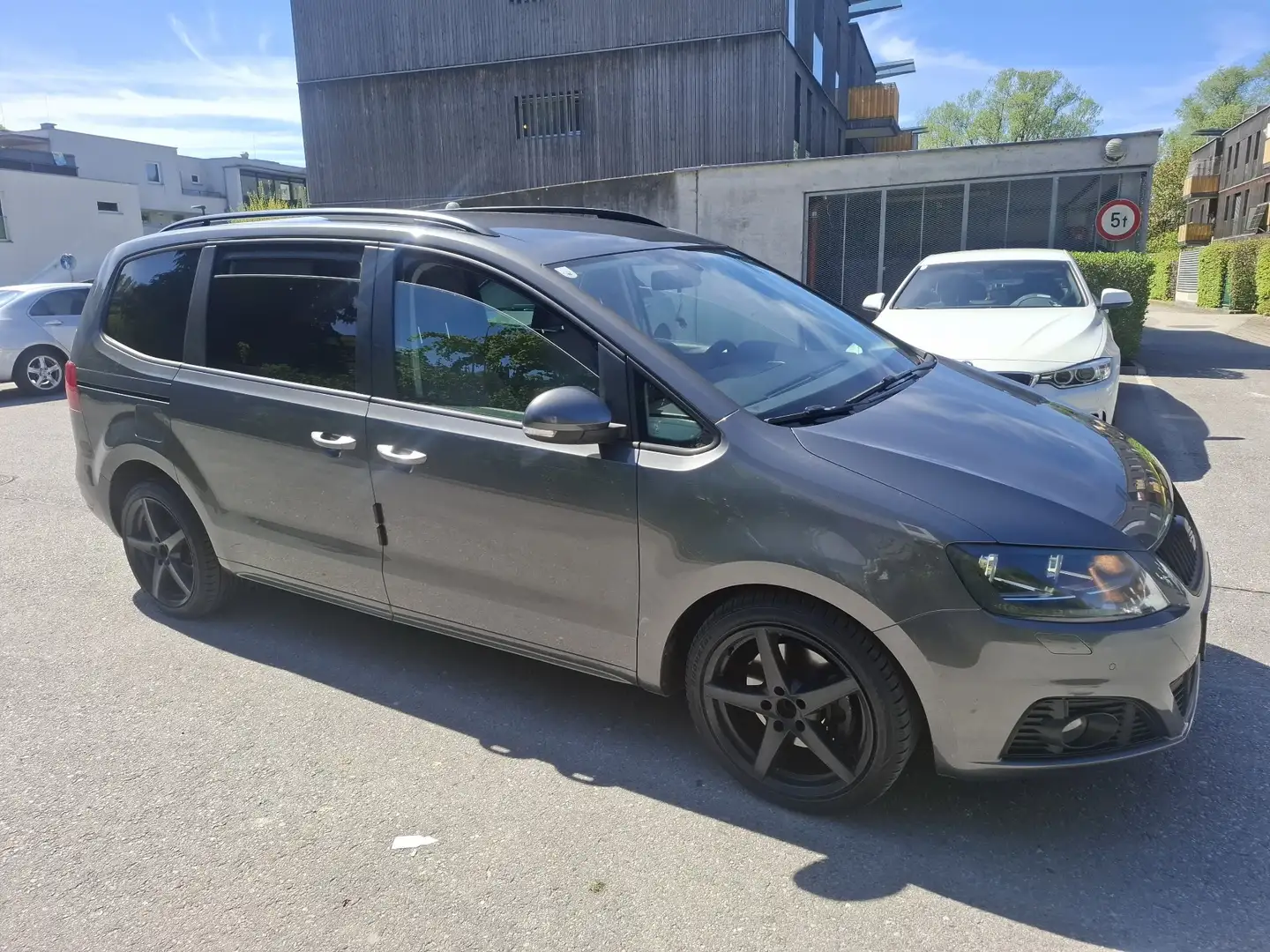 SEAT Alhambra 2.0 TDI - 1