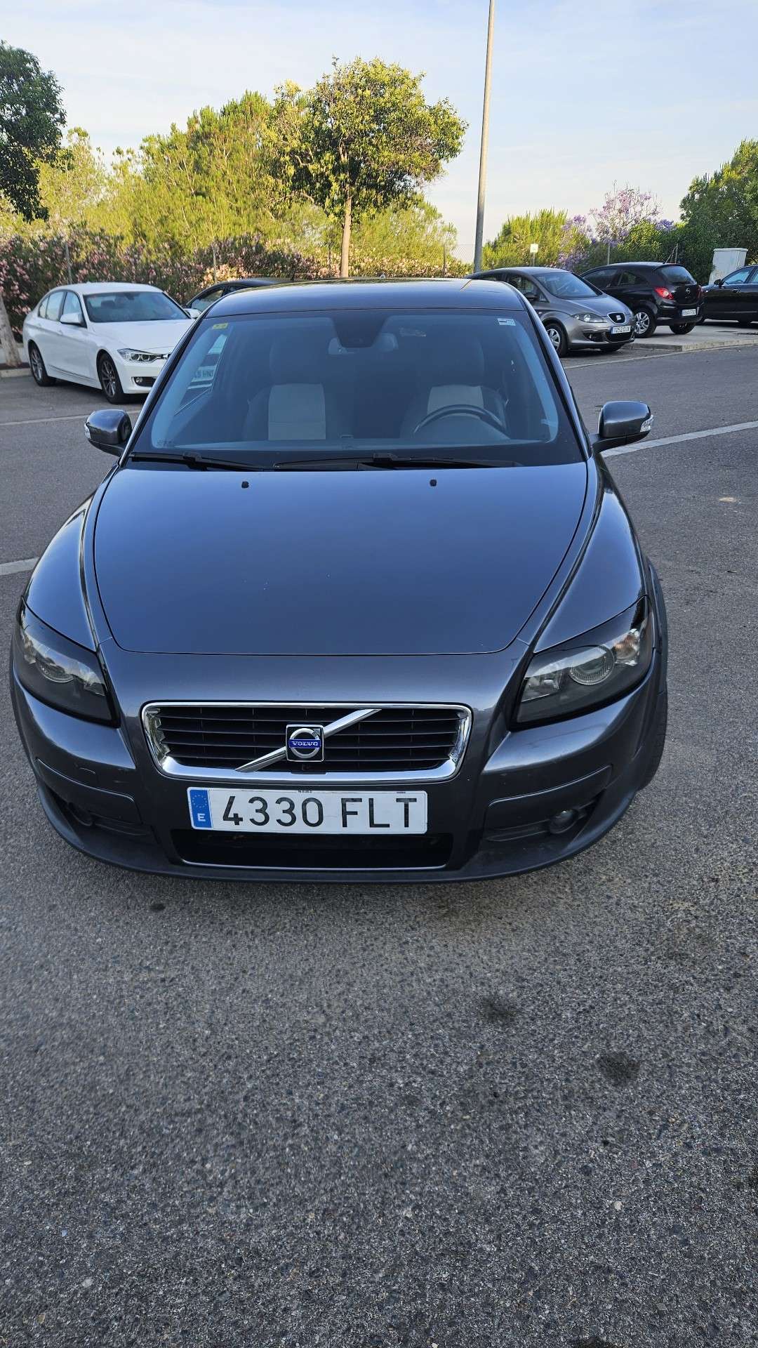 Volvo C30 2.0D Momentum - foto 1