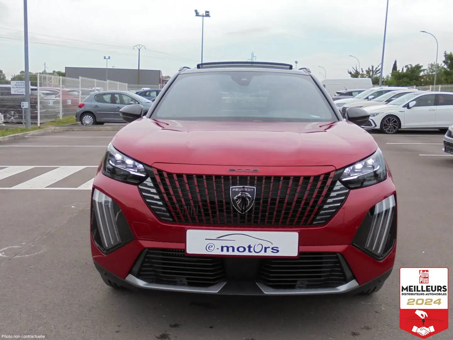 Peugeot 2008 Hybrid 136 e-DCS6 Style Blanc - 2