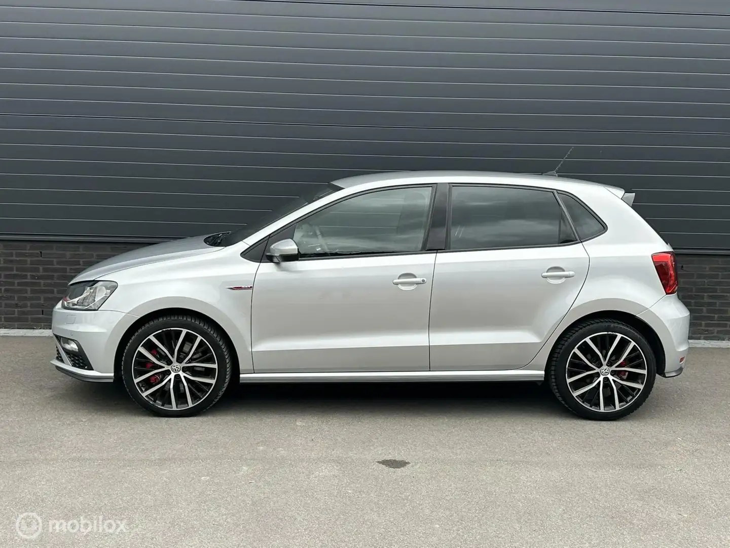 Volkswagen Polo GTI 1.8 TSI VOL*CLIMA*CRUISE*CARPLAY*PDC*DCC Argent - 2