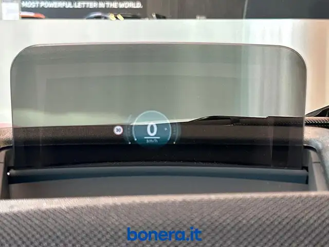 Mini Hatch view 19