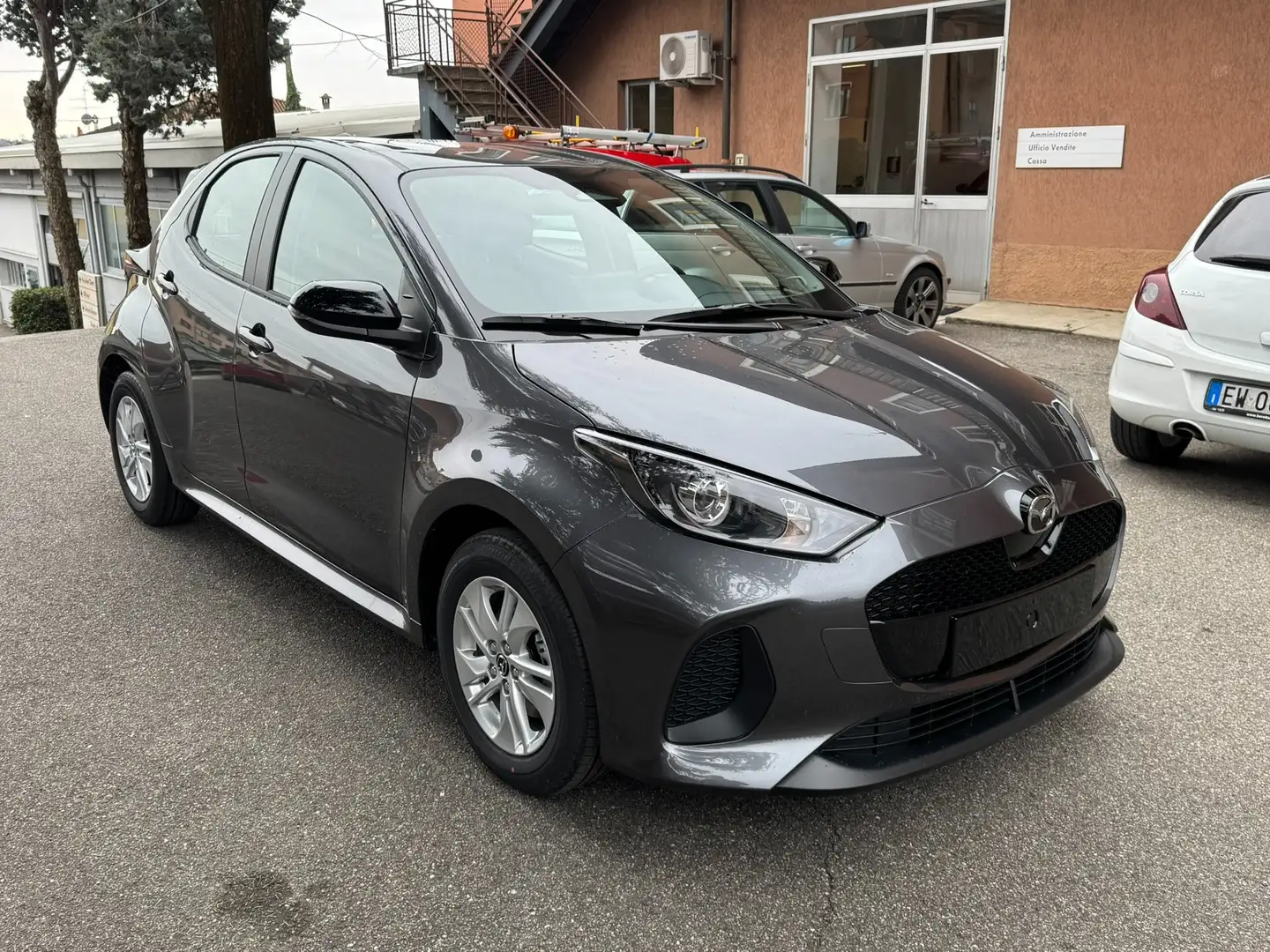 Mazda 2 Hybrid 1.5 116cv Centre-Line PREZZO VERO! Grigio - 2