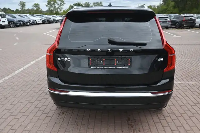 Volvo XC90 view 7