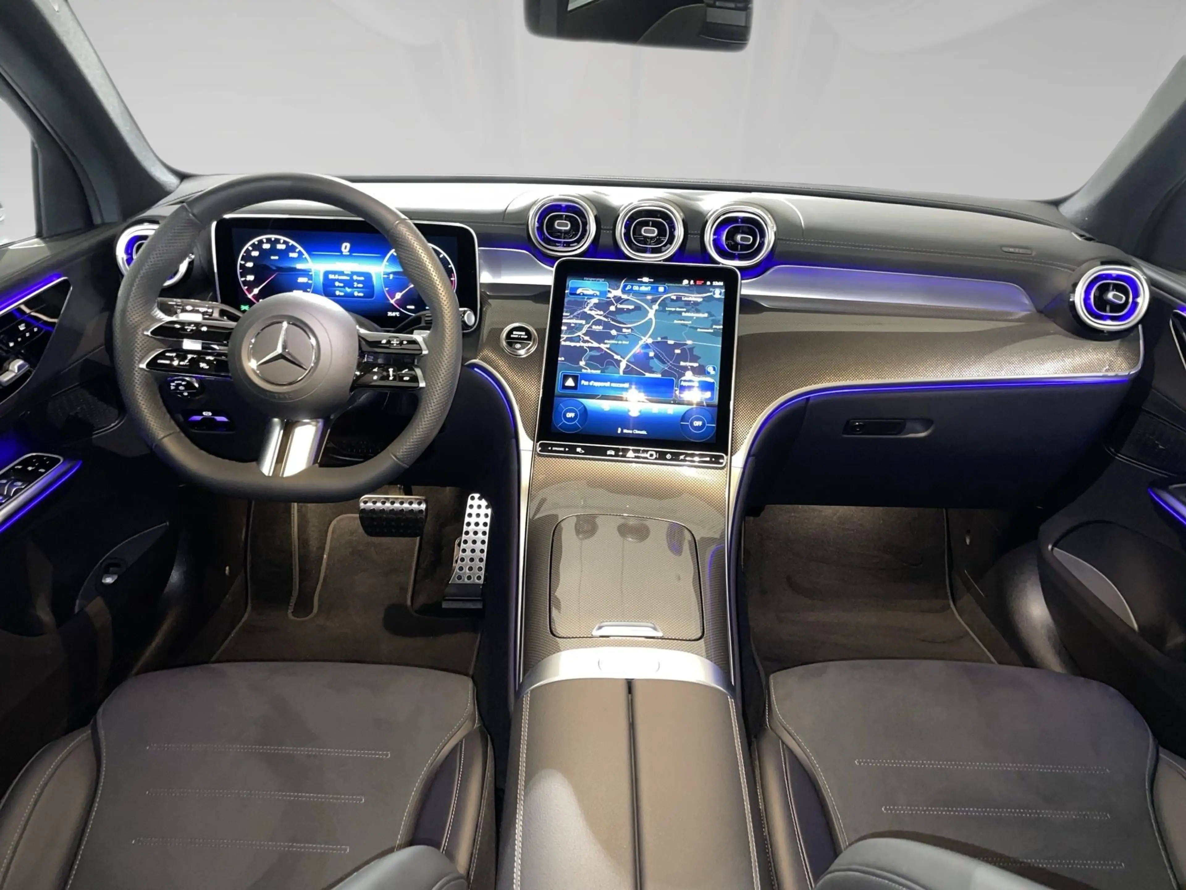 Mercedes-Benz GLC 300 2.0 d 4MATIC AMG Line — photo 13
