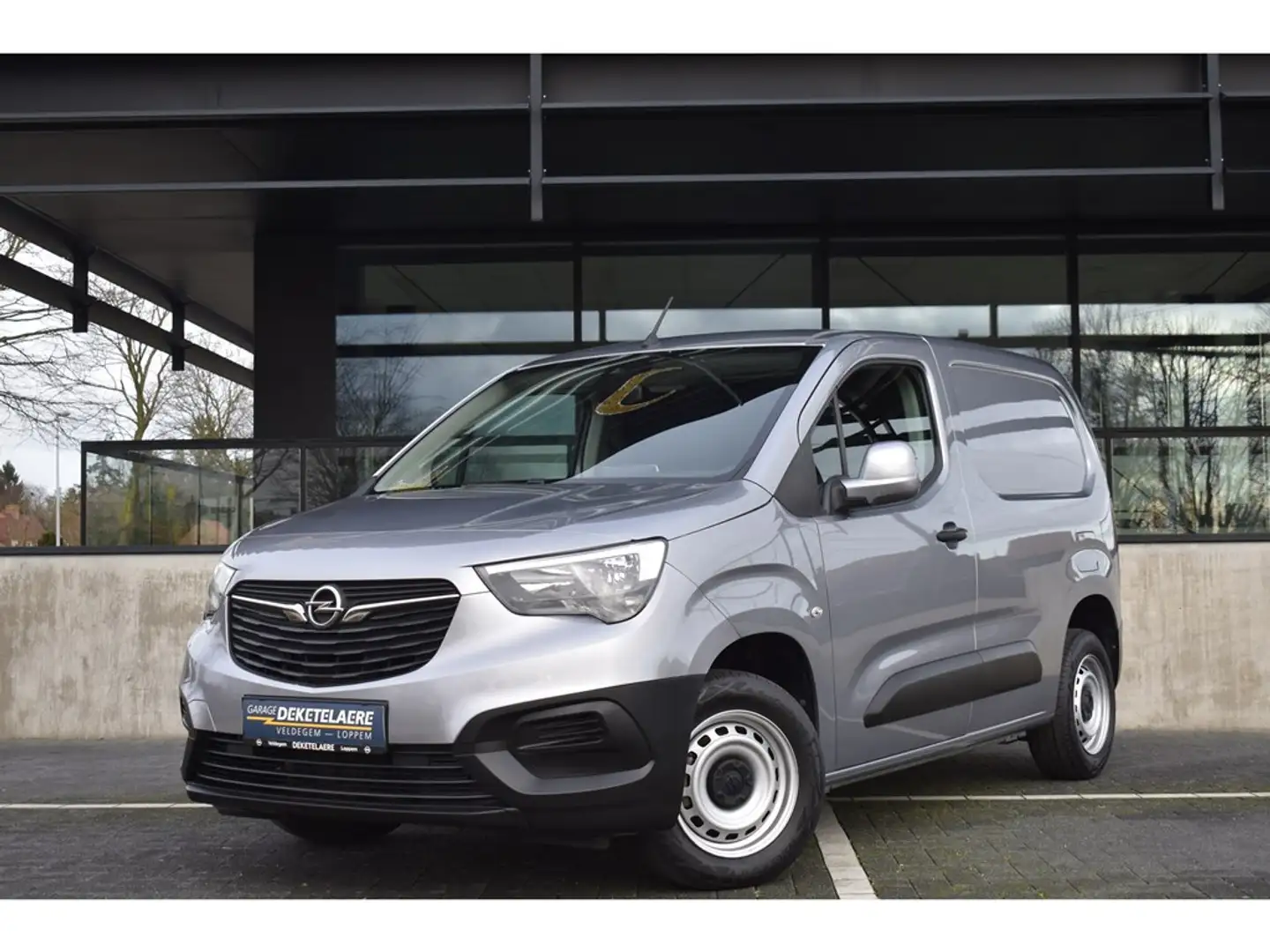 Opel Combo 1.5 D Edition L1H1*Navi*Parkeersensoren*CruiseCont Grijs - 1