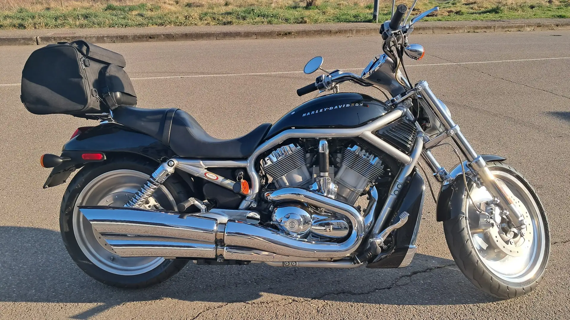 Harley-Davidson V-Rod VRSCA Nero - 1