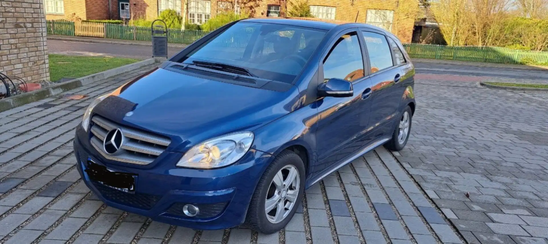 Mercedes-Benz B 150 Autotronic - 1