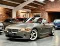 BMW Z4 Roadster 3.0i 6 cylindres 231 ch Suspensions M Sports, GPS, Bluetooth Carnet et historique État exceptionnel Grijs - thumbnail 1