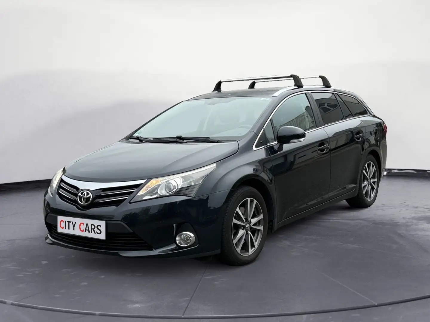 Toyota Avensis 2.2D D-4D Kombi Edition Navi Kamera Noir - 1
