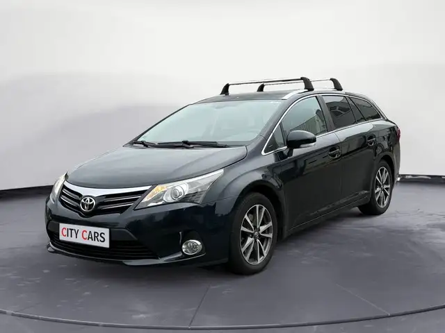 Toyota Avensis 2.2D D-4D Kombi Edition Navi Kamera