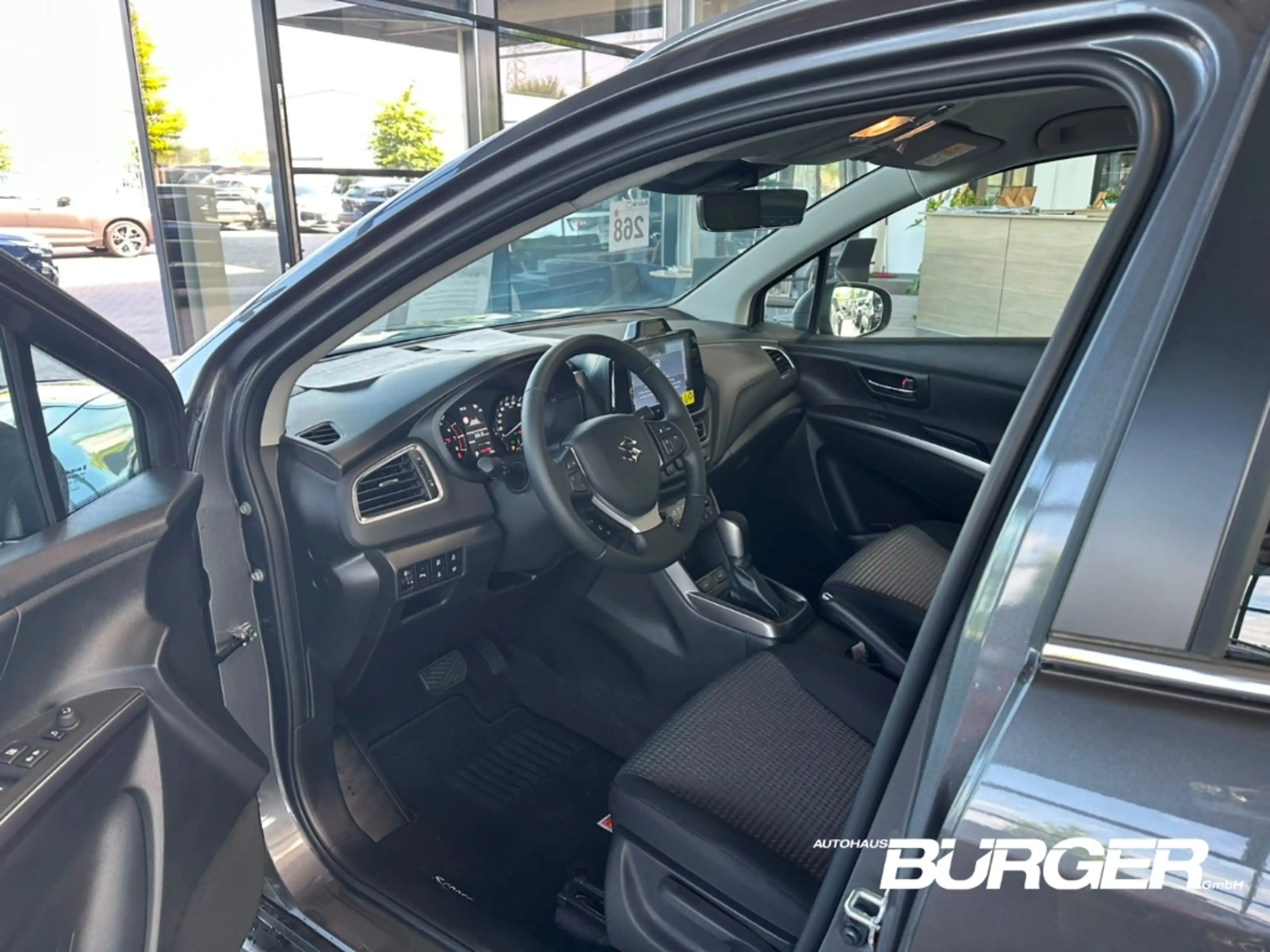 Suzuki SX4 S-Cross Comfort 1.4 AT Navi AHK ACC LED Kamera SitzHZG Car — photo 10