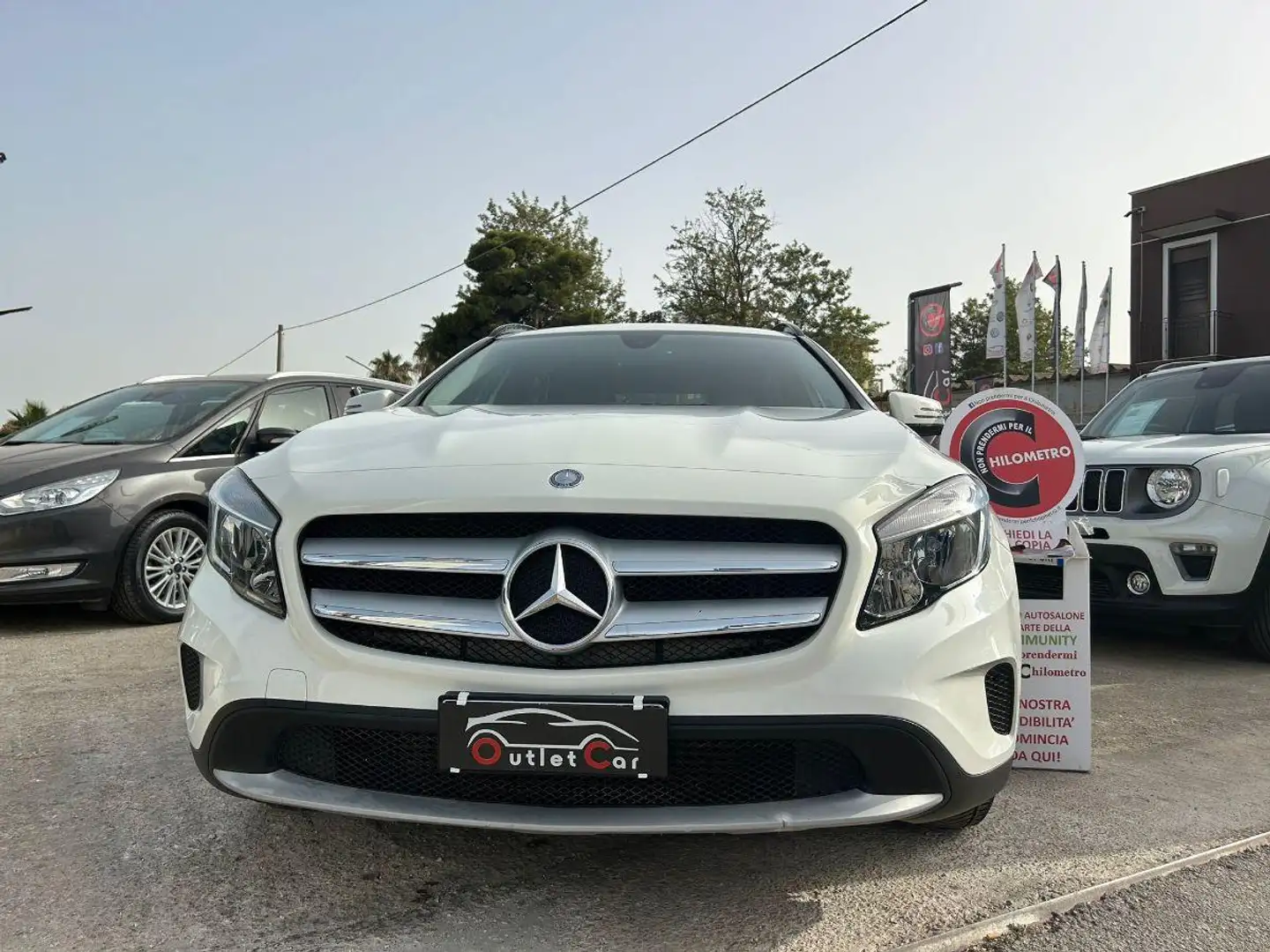 Mercedes-Benz GLA 180 d Executive Bianco - 2