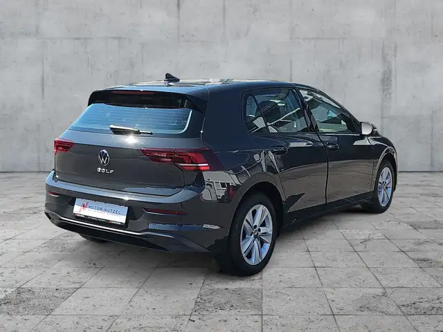 Volkswagen Golf view 6