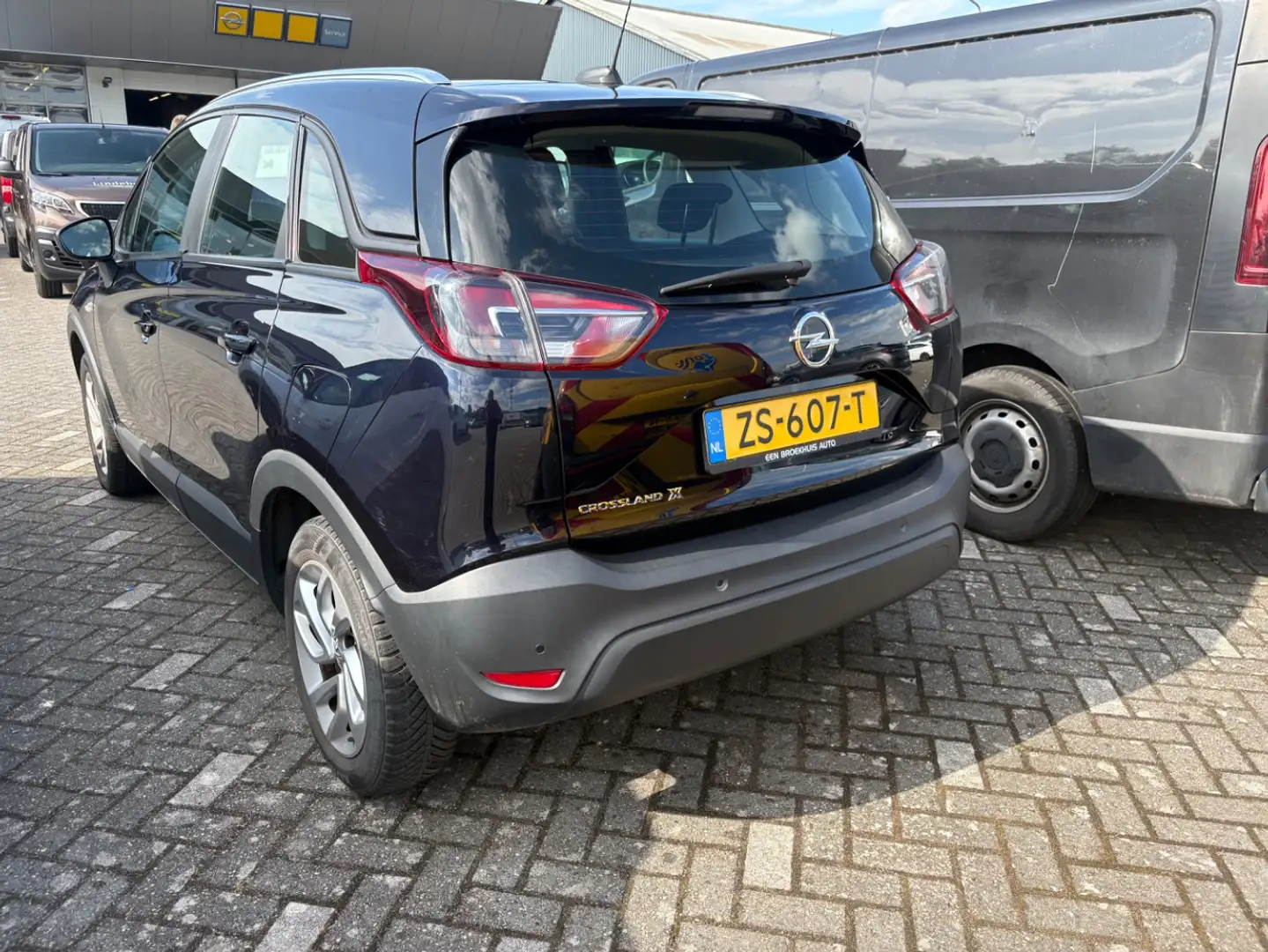 Opel Crossland X 1.2 Turbo Edition Blauw - 2