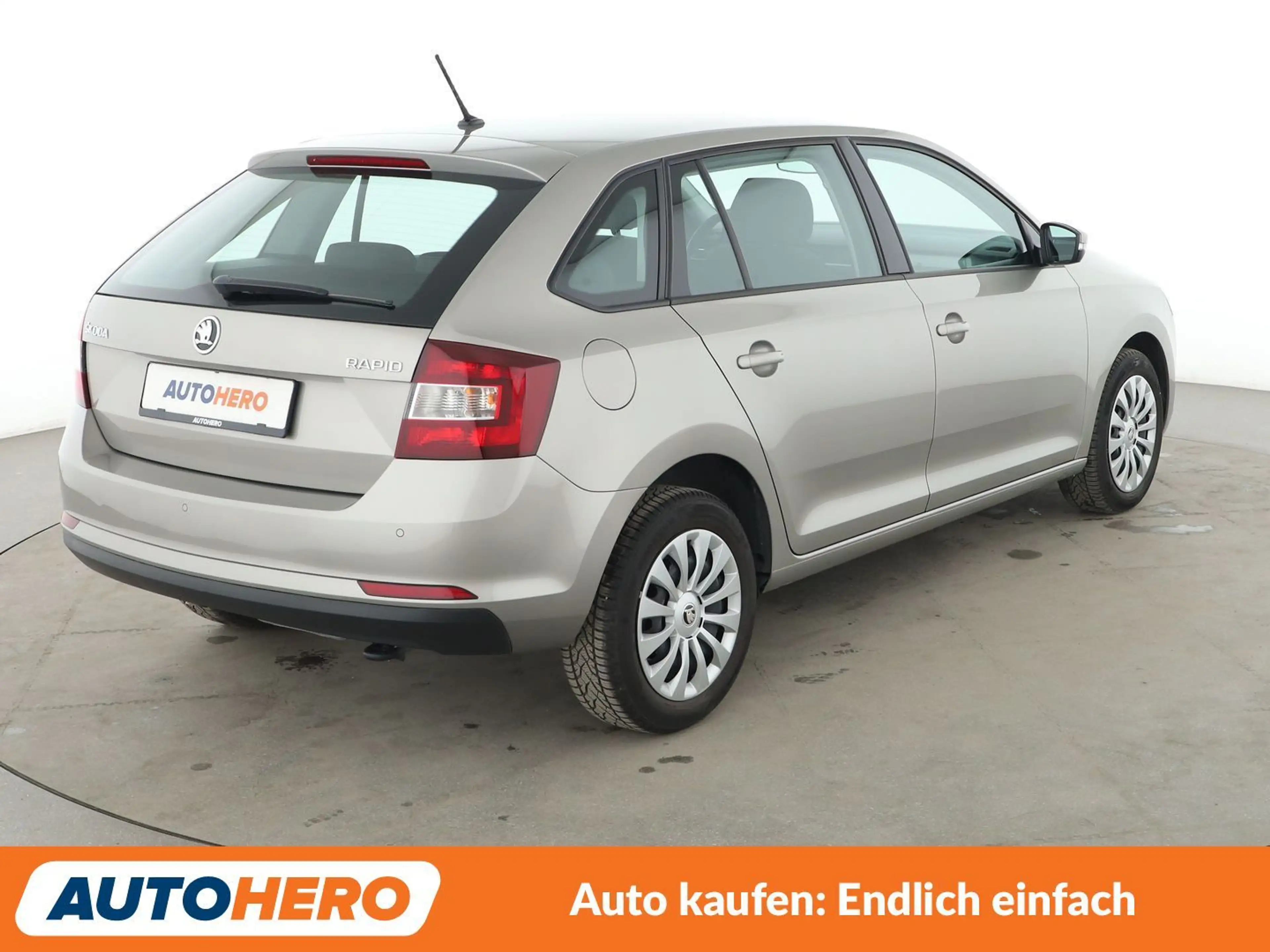 Skoda Rapid/Spaceback 1.0 TSI Ambition Aut.*PDC*SHZ*KLIMA*TEMPO* — photo 6