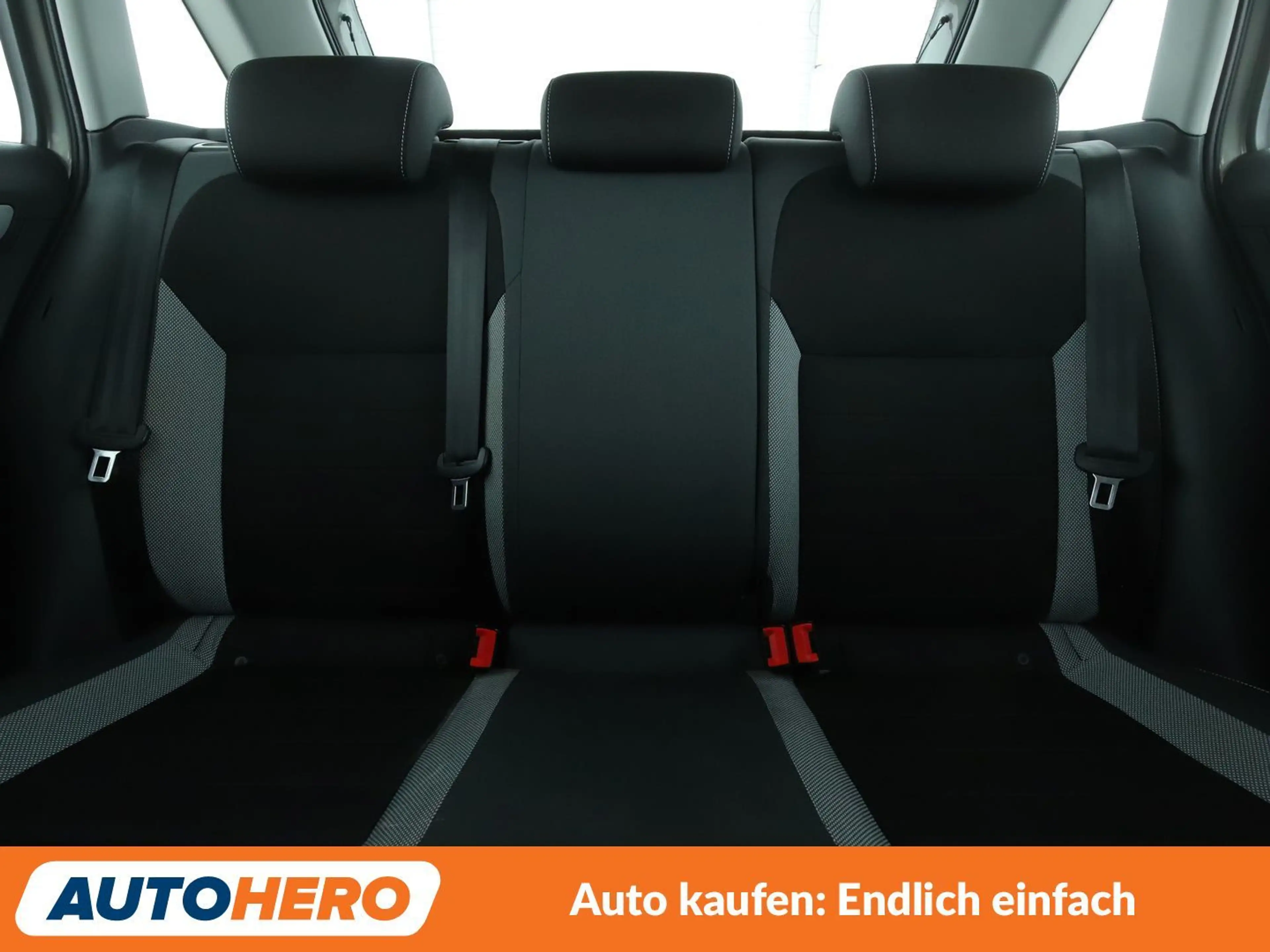 Skoda Rapid/Spaceback 1.0 TSI Ambition Aut.*PDC*SHZ*KLIMA*TEMPO* — photo 15