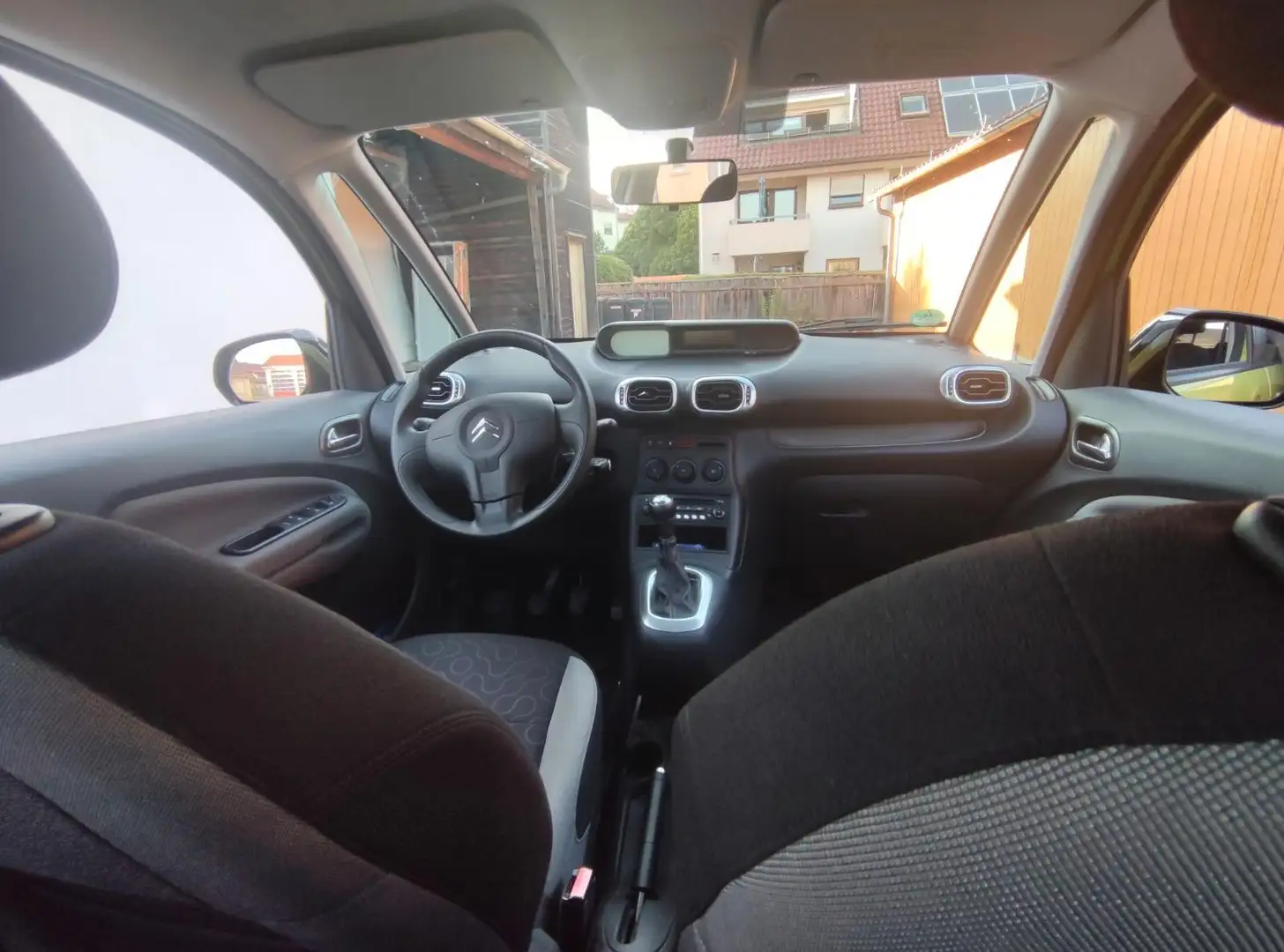 Citroen C3 Picasso C3 Picasso 1,6 HDi 110 FAP ComfortComfort Żółty - 2