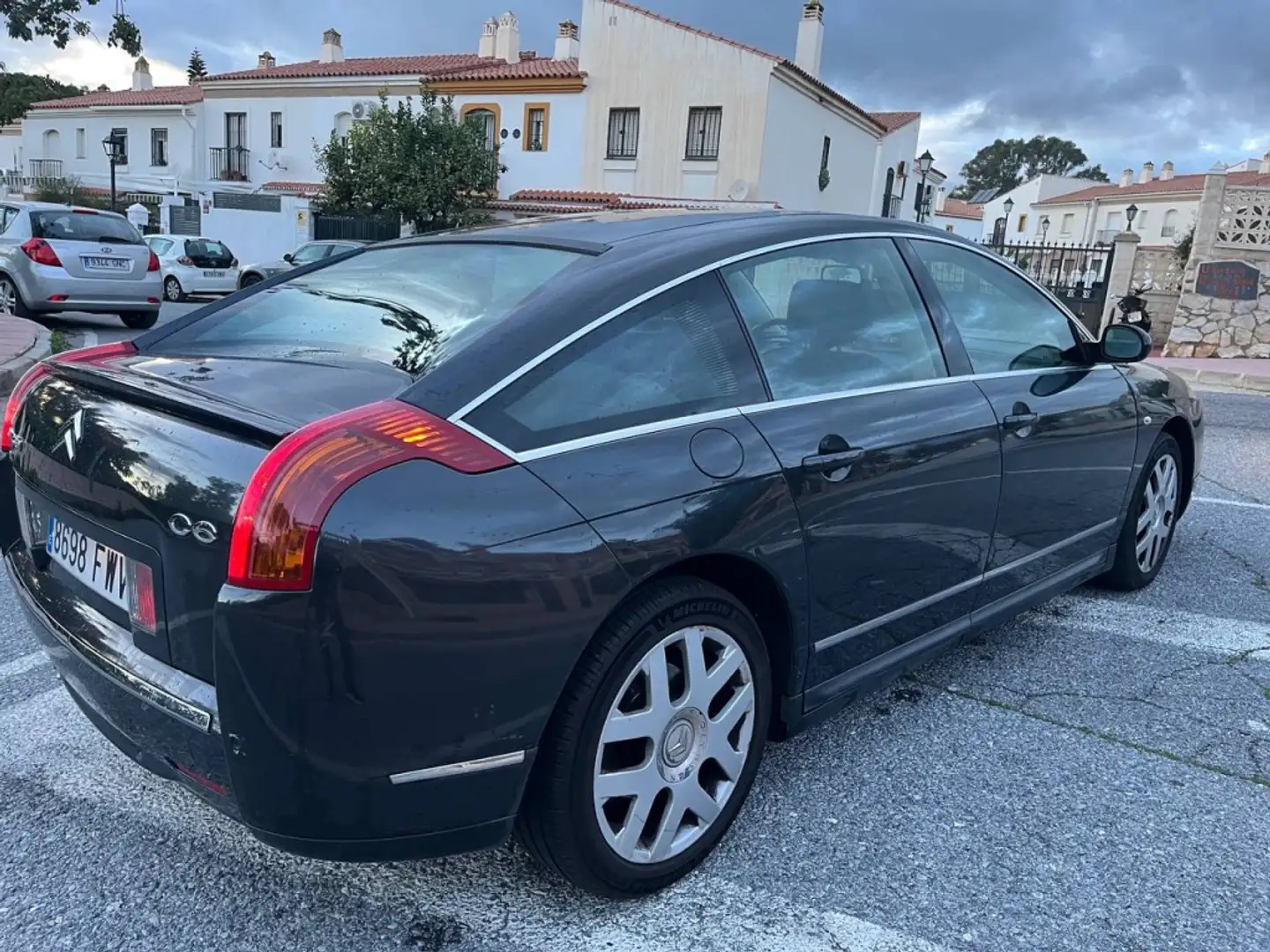 Citroen C6 2.2HDi Exclusive 173 Negro - 2