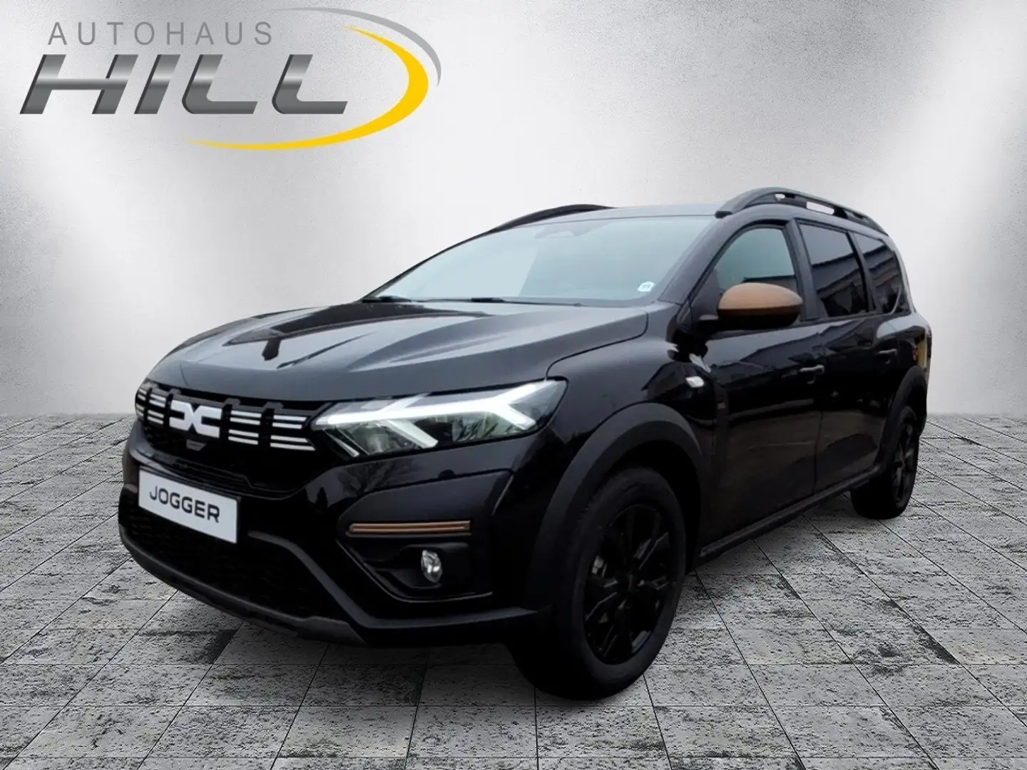 Dacia Jogger Extreme TCe 110 Schwarz - 1